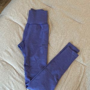 Alphalete small leggings in purple